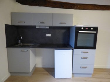 Location appartement Hédé Bazouges 35630 Ille-et-Vilaine 35 m2 2 pièces 530 euros