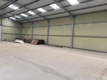 Location divers Merville 59660 Nord 632 m2  750 euros