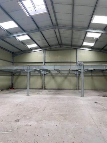 Location divers Merville 59660 Nord 632 m2  750 euros