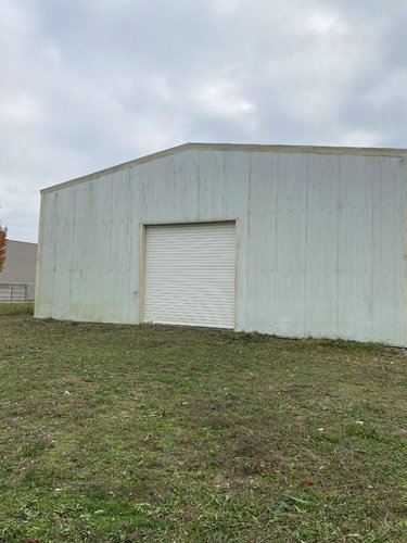 Location divers Merville 59660 Nord 632 m2  750 euros