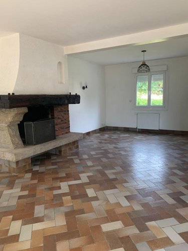 Location maison Pleumeleuc 35137 Ille-et-Vilaine 147 m2 6 pièces 1050 euros