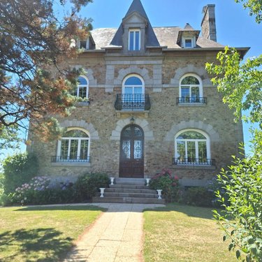 Maison a vendre Fougères 35300 Ille-et-Vilaine 256 m2 8 pièces 588470 euros