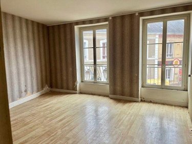 Immeuble a vendre Marolles-les-Braults 72260 Sarthe 438 m2  244500 euros