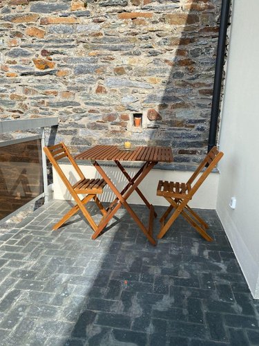 Location appartement La Gacilly 56200 Morbihan 21 m2 1 pièce 480 euros