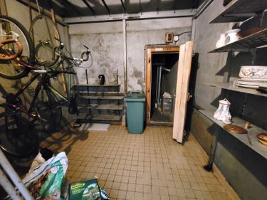 Fonds et murs commerciaux a vendre Châteaudun 28200 Eure-et-Loir 17 m2  112750 euros