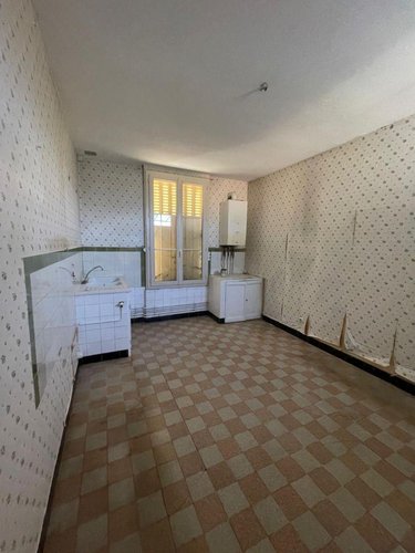 Immeuble a vendre Nogent-le-Rotrou 28400 Eure-et-Loir 210 m2  148400 euros