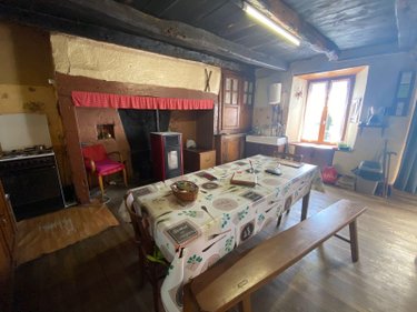 Maison a vendre Chaussenac 15700 Cantal 70 m2  68900 euros