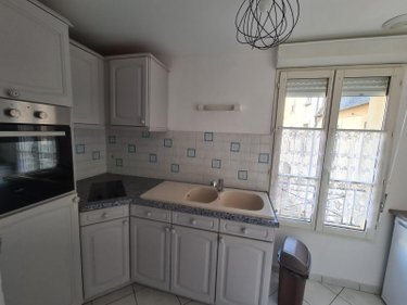 Location appartement Bayeux 14400 Calvados 61 m2 2 pièces 700 euros