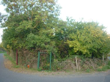 Terrain a batir a vendre Champeix 63320 Puy-de-Dôme 1076 m2  96900 euros