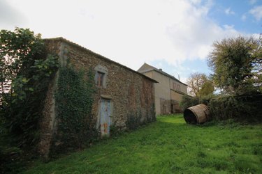 Maison a vendre La Salvetat-Peyralès 12440 Aveyron 189 m2 8 pièces 183700 euros