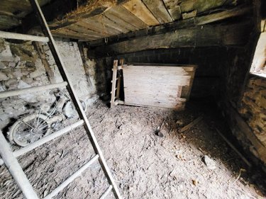 Bien agricole a vendre Monestier-Merlines 19340 Corrèze  6000 euros