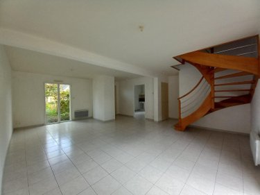 Location maison Fougères 35300 Ille-et-Vilaine 103 m2 6 pièces 930 euros