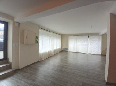 Location maison Saint-Germain-en-Coglès 35133 Ille-et-Vilaine 90 m2 4 pièces 650 euros
