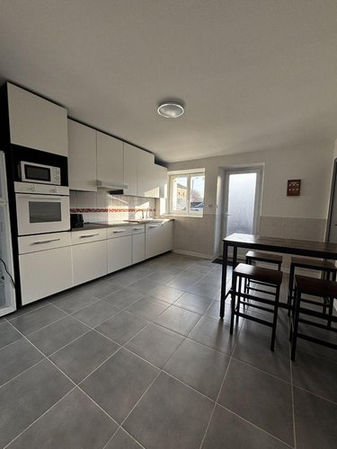 Location maison Fougères 35300 Ille-et-Vilaine 81 m2 4 pièces 850 euros