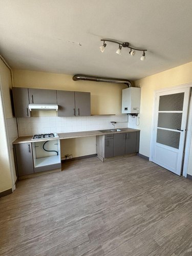 Appartement a vendre Fougères 35300 Ille-et-Vilaine 79 m2 4 pièces 150740 euros