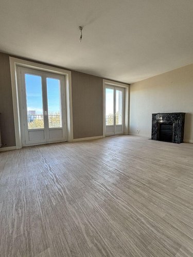 Appartement a vendre Fougères 35300 Ille-et-Vilaine 79 m2 4 pièces 150740 euros