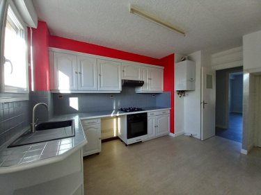 Location appartement Fougères 35300 Ille-et-Vilaine 71 m2 3 pièces 650 euros