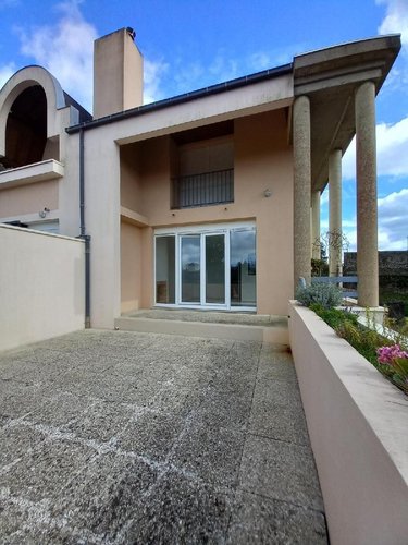 Location appartement Fougères 35300 Ille-et-Vilaine 90 m2 4 pièces 920 euros