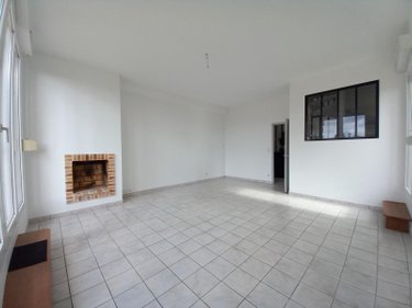Location appartement Fougères 35300 Ille-et-Vilaine 90 m2 4 pièces 920 euros