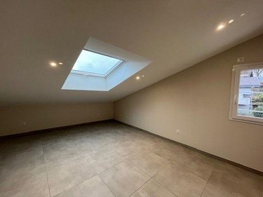 Appartement a vendre La Motte-Servolex 73290 Savoie 89 m2 3 pièces 235000 euros