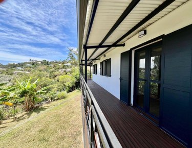 Maison a vendre La-Montagne 97417 Réunion 96 m2 4 pièces 431600 euros