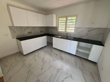 Maison a vendre La-Montagne 97417 Réunion 96 m2 4 pièces 431600 euros