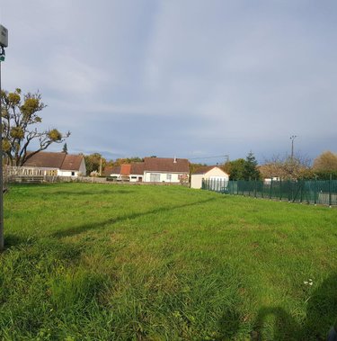 Terrain a batir a vendre Mennetou-sur-Cher 41320 Loir-et-Cher 1283 m2  16780 euros