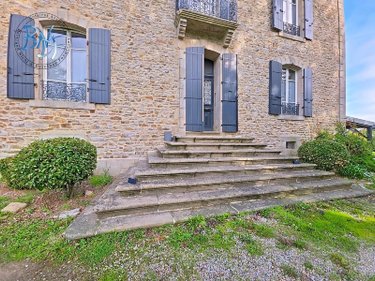 Maison a vendre Plouay 56240 Morbihan 241 m2 7 pièces 884000 euros
