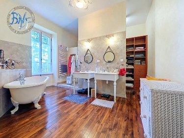 Maison a vendre Plouay 56240 Morbihan 241 m2 7 pièces 884000 euros