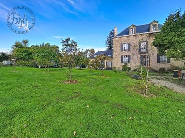Maison a vendre Plouay 56240 Morbihan 241 m2 7 pièces 884000 euros