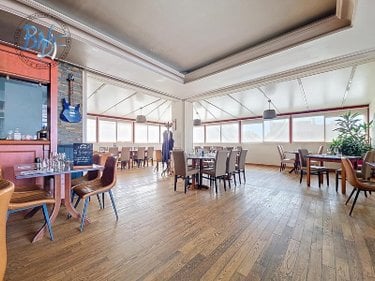 Fonds et murs commerciaux a vendre Trégunc 29910 Finistère 313 m2  624000 euros