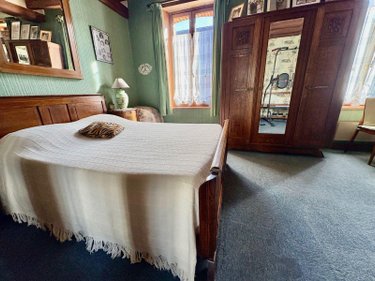 Maison a vendre Selles-Saint-Denis 41300 Loir-et-Cher 180 m2 9 pièces 284580 euros