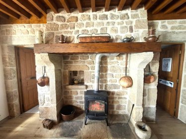 Maison a vendre Bertignat 63480 Puy-de-Dôme 152 m2 8 pièces 211000 euros