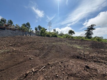 Terrain a batir a vendre Les Avirons 97425 Réunion 1507 m2  118100 euros