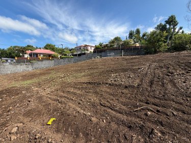 Terrain a batir a vendre Les Avirons 97425 Réunion 1507 m2  118100 euros