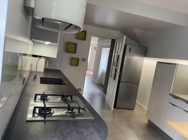 Location appartement Mâcon 71000 Saône-et-Loire 96 m2 4 pièces 860 euros