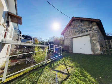 Immeuble a vendre Merlines 19340 Corrèze 116 m2  95400 euros