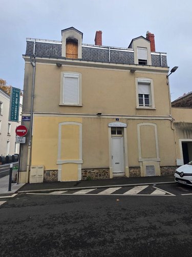 Immeuble a vendre Angers 49000 Maine-et-Loire 242 m2  572000 euros