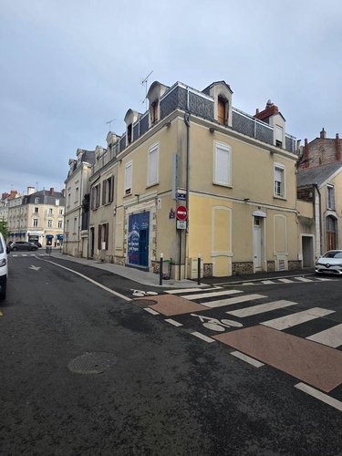 Immeuble a vendre Angers 49000 Maine-et-Loire 242 m2  572000 euros