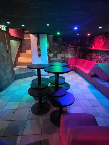 Immeuble a vendre Angers 49000 Maine-et-Loire 242 m2  572000 euros