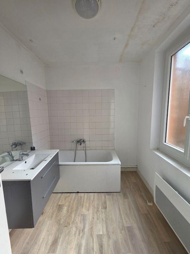 Immeuble a vendre Angers 49000 Maine-et-Loire 242 m2  572000 euros