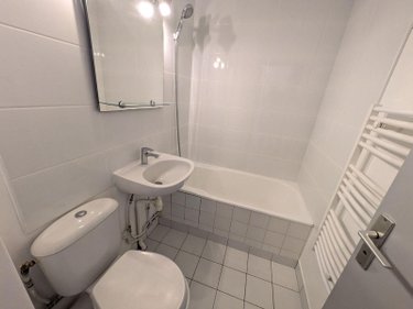 Location appartement Montfort-sur-Meu 35160 Ille-et-Vilaine 22 m2 1 pièce 400 euros