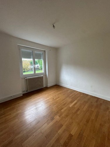 Location maison Ussel 19200 Corrèze 141 m2 5 pièces 855 euros