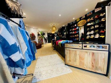 Fonds et murs commerciaux a vendre Perros-Guirec 22700 Côtes-d'Armor 43 m2  281340 euros