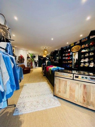 Fonds et murs commerciaux a vendre Perros-Guirec 22700 Côtes-d'Armor 43 m2  281340 euros