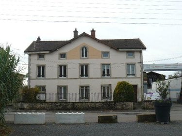 Immeuble a vendre Rambervillers 88700 Vosges 380 m2  280800 euros