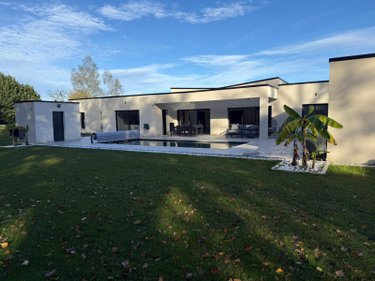 Maison a vendre Romorantin-Lanthenay 41200 Loir-et-Cher 228 m2 6 pièces 611320 euros