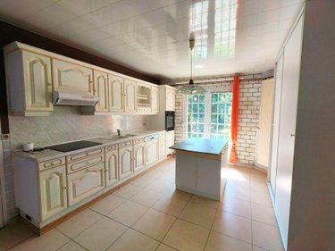 Immeuble a vendre Pierrepont 02350 Aisne 100 m2  170000 euros
