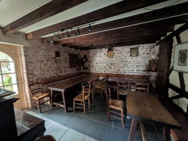 Fonds et murs commerciaux a vendre Guichen 35580 Ille-et-Vilaine 84 m2  422000 euros