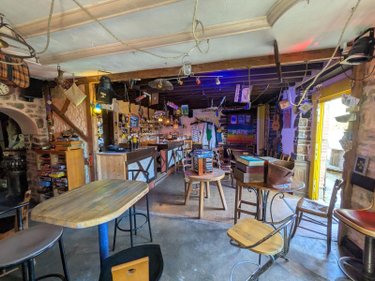 Fonds et murs commerciaux a vendre Guichen 35580 Ille-et-Vilaine 84 m2  422000 euros